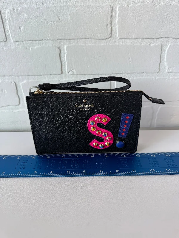 Wristlet Designer By Kate Spade, Size: Medium