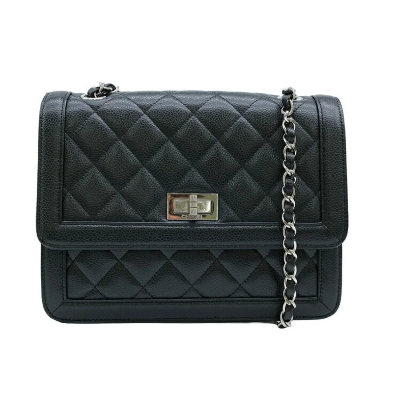 Chanel 2,55  Leather Shoulder Bag (Pre-Owned)