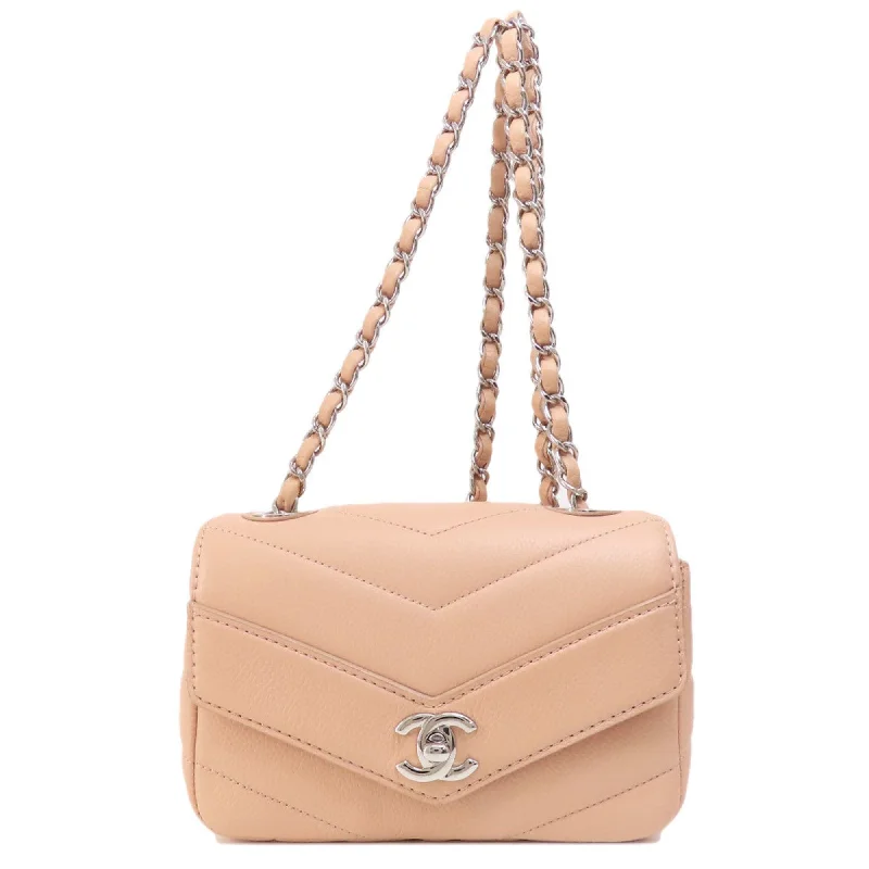 Chanel Matelassé  Leather Shoulder Bag (Pre-Owned)